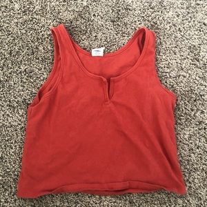 TILLY’s burnt orange tank
